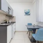 Stunning In With Wifi - Cir773 פולה