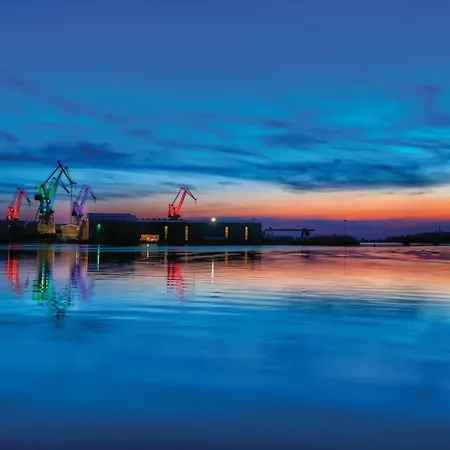 Stunning In With Wifi - Cir773