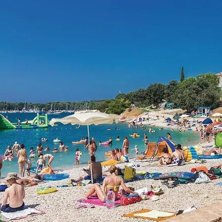 Apartment Stunning In With Wifi - Cir773 Pula