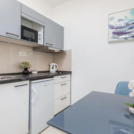 Apartment Stunning In With Wifi - Cir773