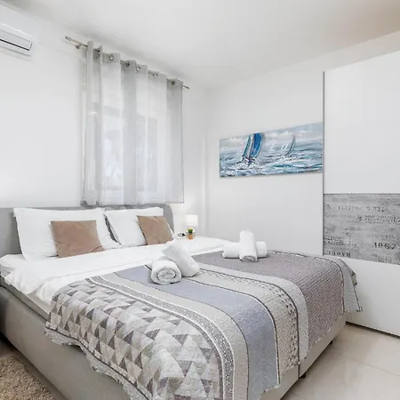 Appartamento Stunning In With Wifi - Cir773 Pola