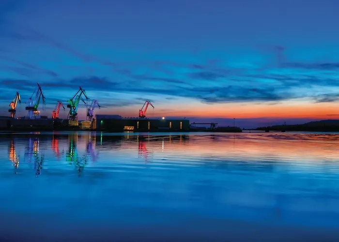 Stunning In With Wifi - Cir773