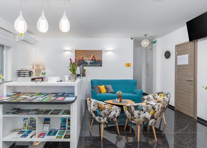 Апартаменты Stunning In With Wifi - Cir773 Пула