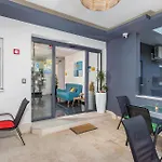 Stunning In With Wifi - Cir773 * Pula